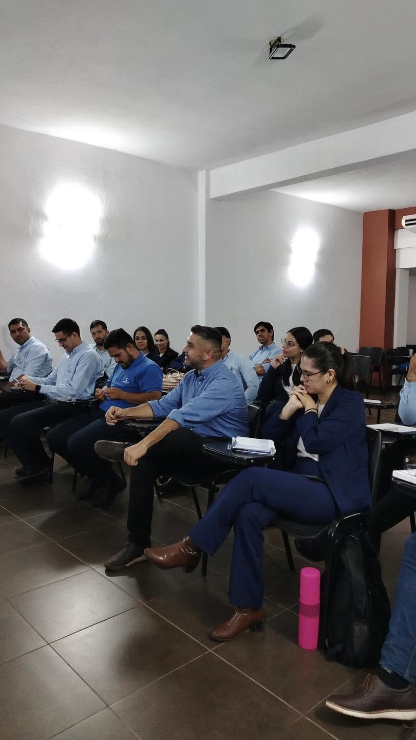 Taller de Análisis de Créditos - Foto 3